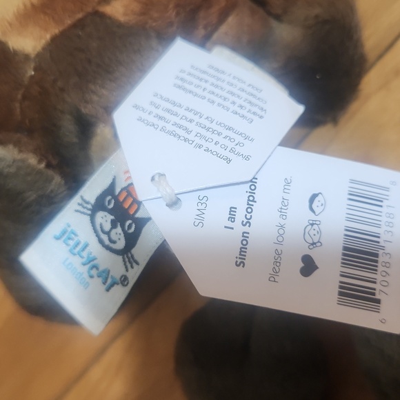 Jellycat Simon Scorpion 🦂  3x7x13.8" Soft and Plush NWT - Picture 6 of 6